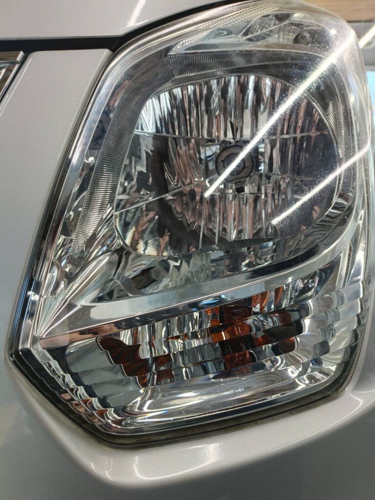 スズキ 軽自動車 ヘッドライトリペア施工
